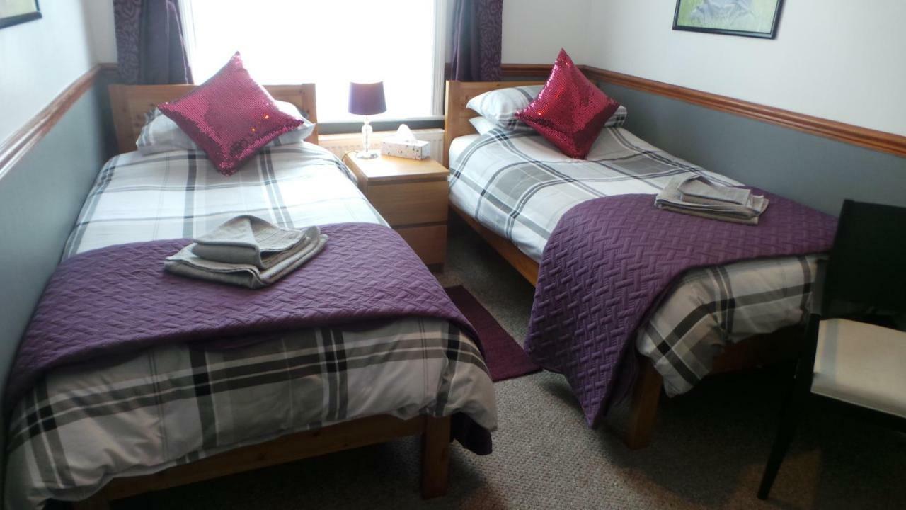 The Oakcliffe Bed & Breakfast Exeter Exterior photo